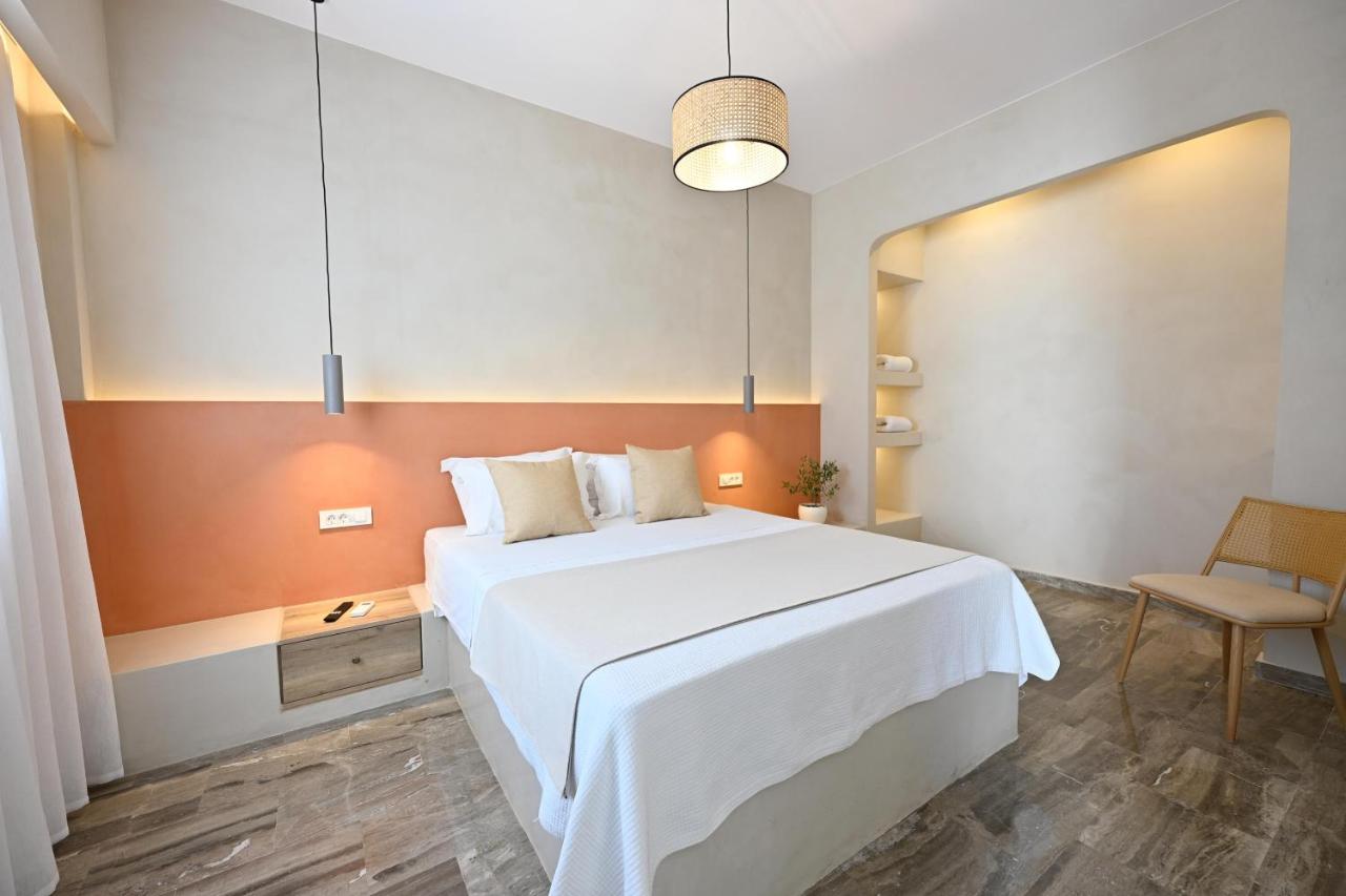 Bedroom, Terracotta Suite